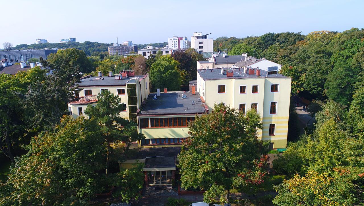 Osrodek Wypoczynkowy Gryf II Hotel Колобжег Екстериор снимка